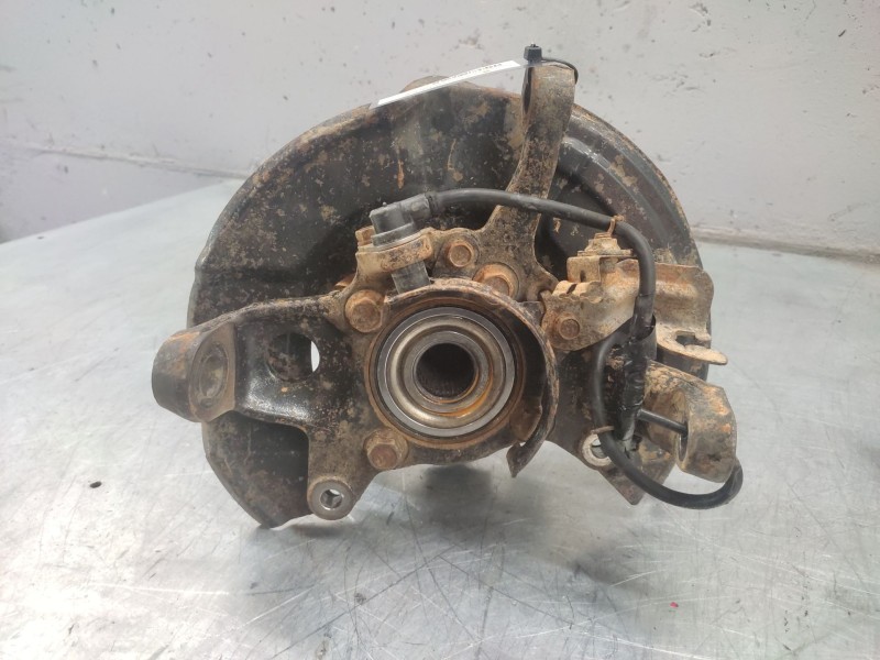 Recambio de mangueta delantera derecha para mitsubishi pajero -- referencia OEM IAM   