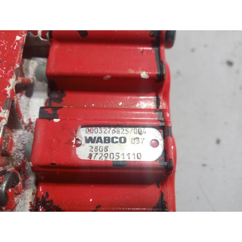 Recambio de valvula aire para mercedes-benz axor 2-ejes 18 ton 2004 referencia OEM IAM 0003276825  4729051110