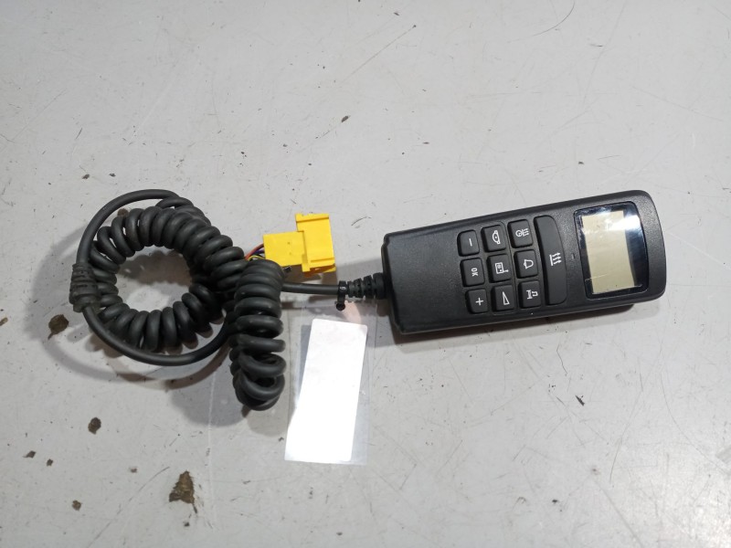 Recambio de mando climatizador para scania serie p/g/r (c-clase) 11.7 diesel referencia OEM IAM 1758152  