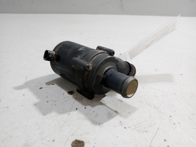 Recambio de bomba agua para daf trucks xf 106 480 referencia OEM IAM 2020448  