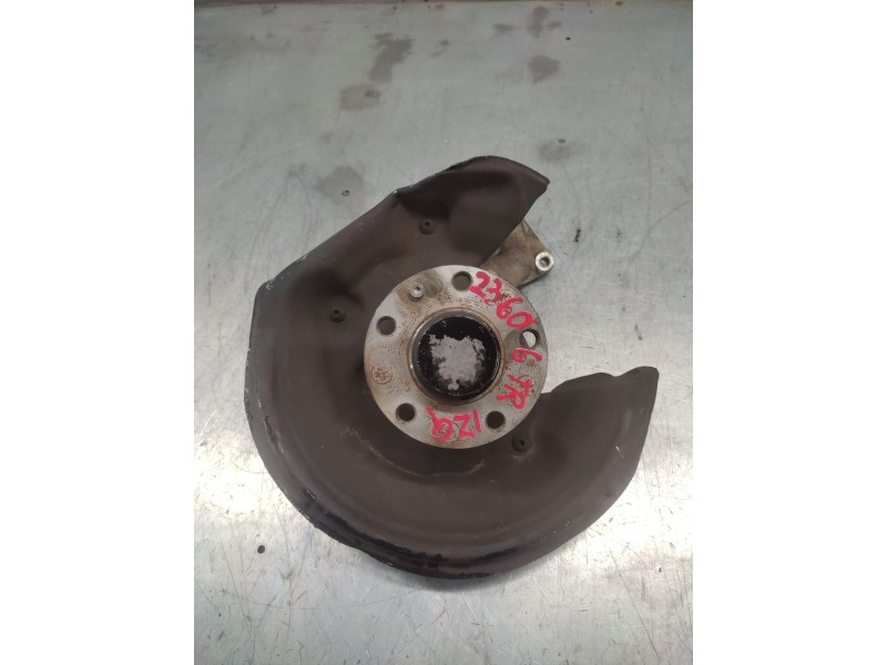 Recambio de mangueta trasera izquierda para volkswagen passat berlina (3c2) advance referencia OEM IAM   