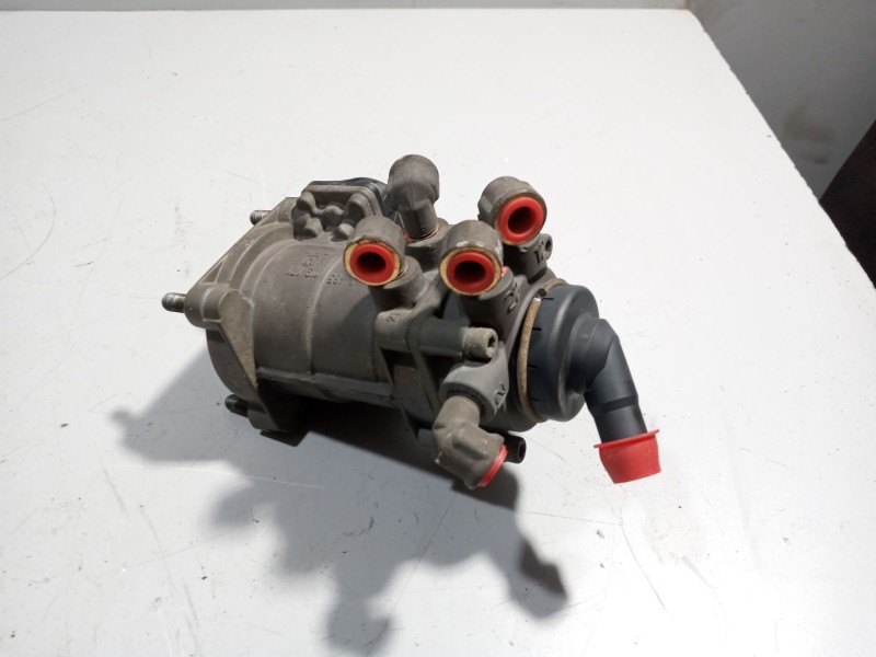 Recambio de valvula aire para volvo fh xxx 12.8 diesel referencia OEM IAM 20456400  K000928