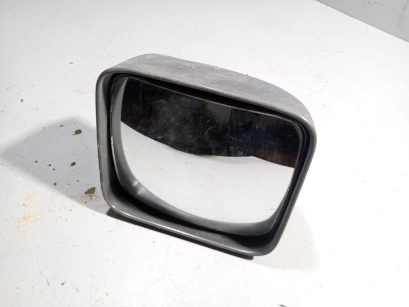 Recambio de retrovisor auxiliar para iveco eurocargo tector 3.9 diesel referencia OEM IAM   