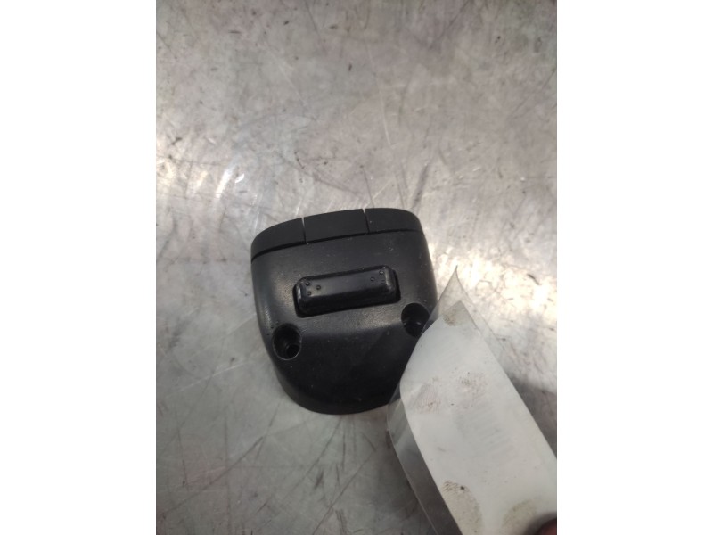 Recambio de mando volante para daewoo nubira berlina cdx referencia OEM IAM  4 PINS 
