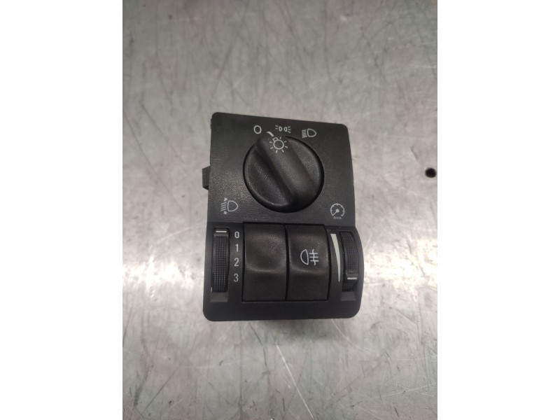 Recambio de mando luces para opel zafira a monospace (t98) 1.6 16v (f75) referencia OEM IAM 09133250  