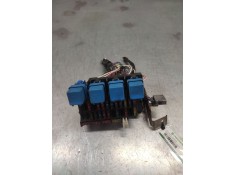 Recambio de caja reles / fusibles para nissan vanette cargo (hc23) furg. referencia OEM IAM 243110E000  