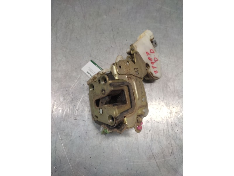 Recambio de cerradura puerta delantera derecha para nissan primera berl./familiar (p10/w10) básico referencia OEM IAM   