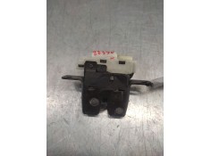 Recambio de capo para renault clio iii dynamique referencia OEM IAM 8200076240E  4 PINS