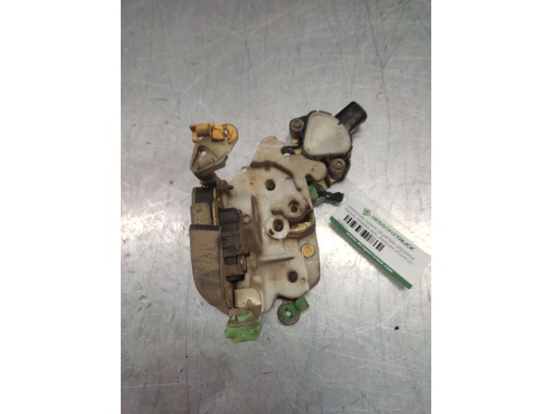 Recambio de cerradura puerta delantera izquierda para nissan primera berl./familiar (p10/w10) básico referencia OEM IAM   