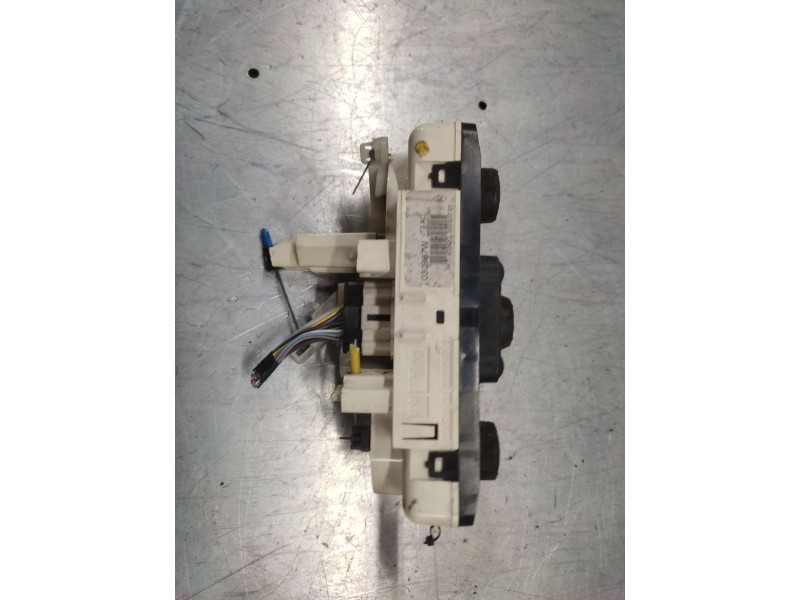 Recambio de mando calefaccion / aire acondicionado para renault clio iii dynamique referencia OEM IAM 69590001  