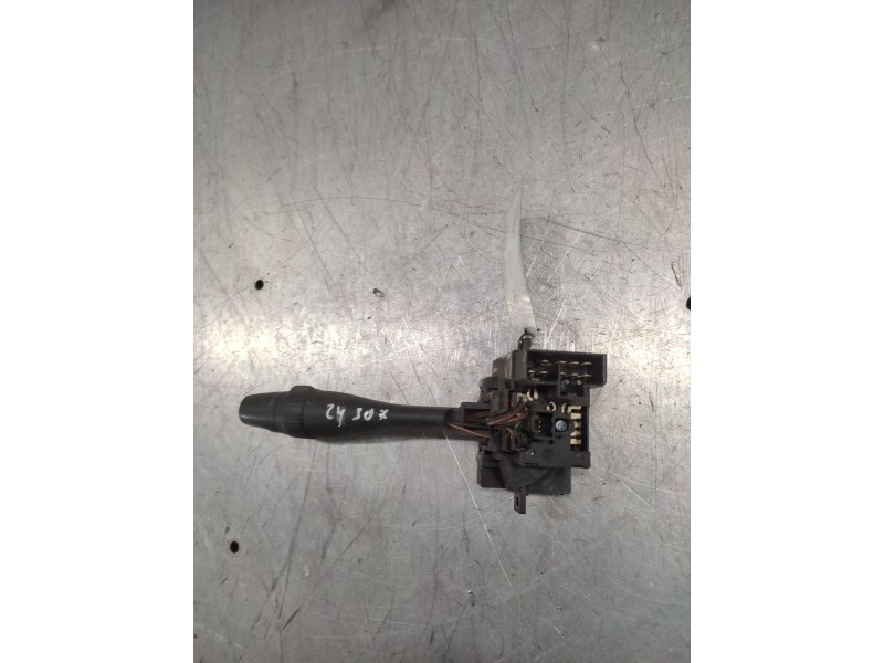 Recambio de mando limpia para nissan primera (p11) 2.0 td referencia OEM IAM 36929E06G0  