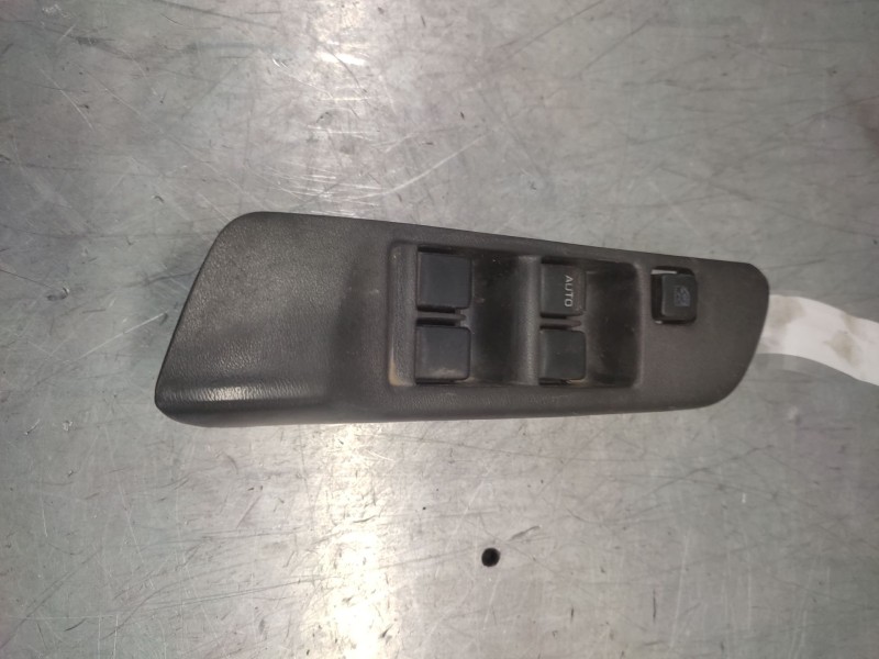 Recambio de mando elevalunas delantero izquierdo para nissan primera (p11) 2.0 td referencia OEM IAM   
