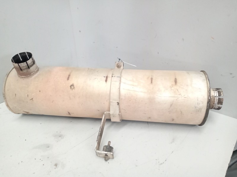 Recambio de silenciador trasero para renault midliner m 150.09/c (150cv) referencia OEM IAM 5010140488  