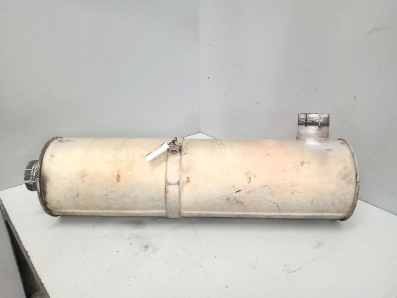 Recambio de silenciador trasero para renault midliner m 150.09/c (150cv) referencia OEM IAM 5010140488  