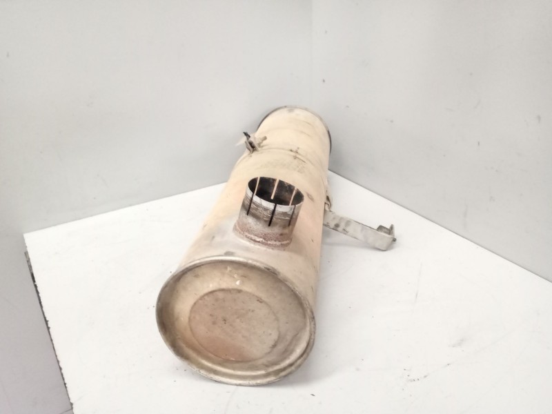 Recambio de silenciador trasero para renault midliner m 150.09/c (150cv) referencia OEM IAM 5010140488  