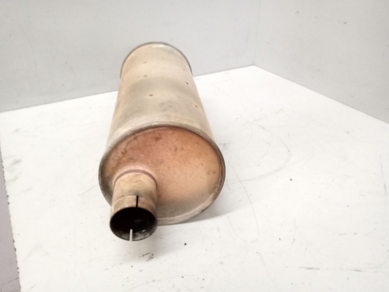 Recambio de silenciador trasero para nissan l35.09 l-35.095 referencia OEM IAM 09100908  