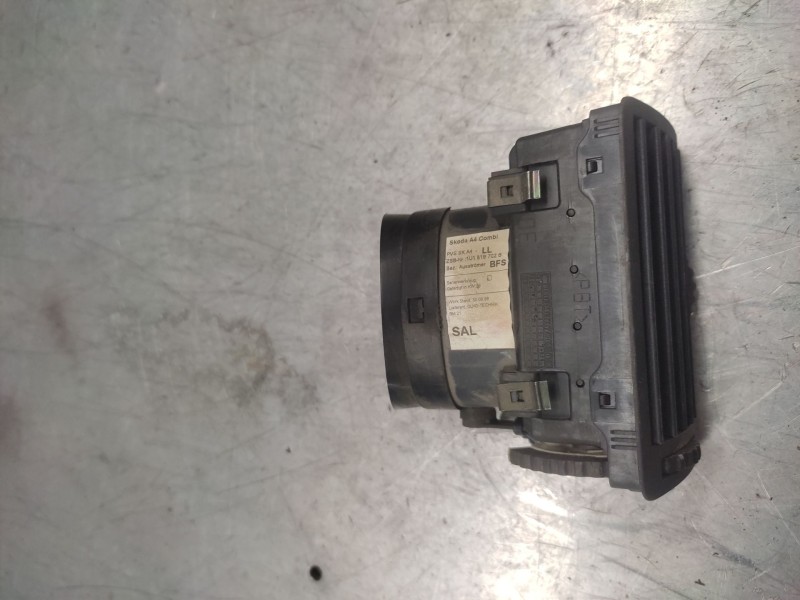 Recambio de difusor calefaccion para skoda octavia i (1u2) 1.9 tdi referencia OEM IAM  DERECHO 