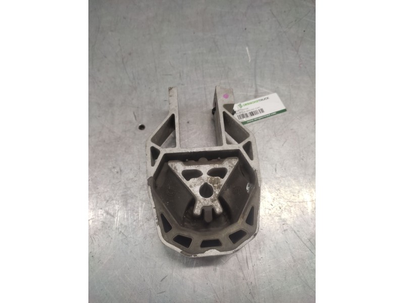 Recambio de soporte motor para ford focus berlina (cap) ambiente (d) referencia OEM IAM   