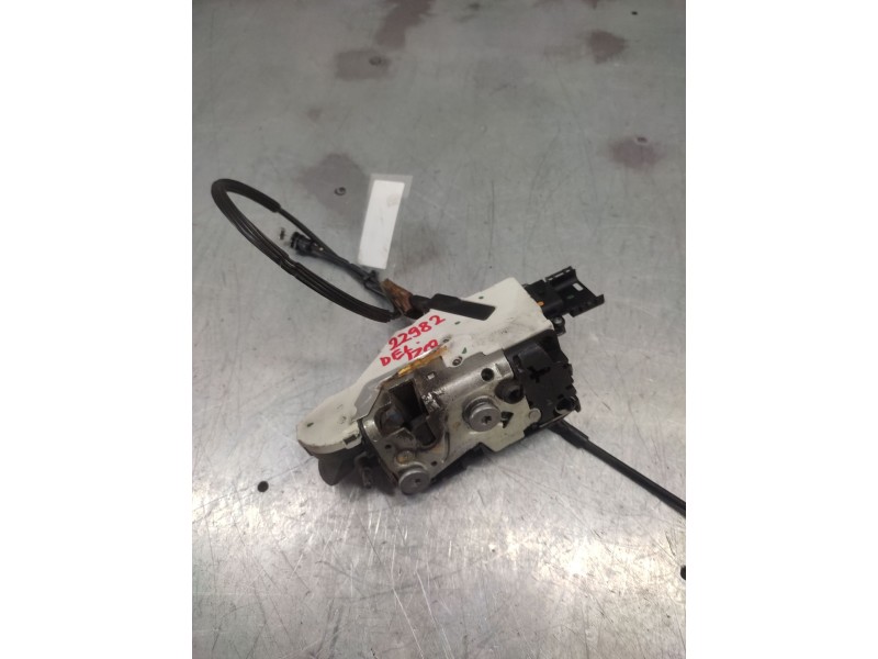 Recambio de cerradura puerta delantera izquierda para peugeot 207 sport referencia OEM IAM  6 PINS 