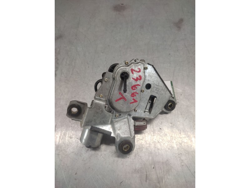 Recambio de motor limpia trasero para peugeot 306 break xt referencia OEM IAM 0390201545  4 PINS