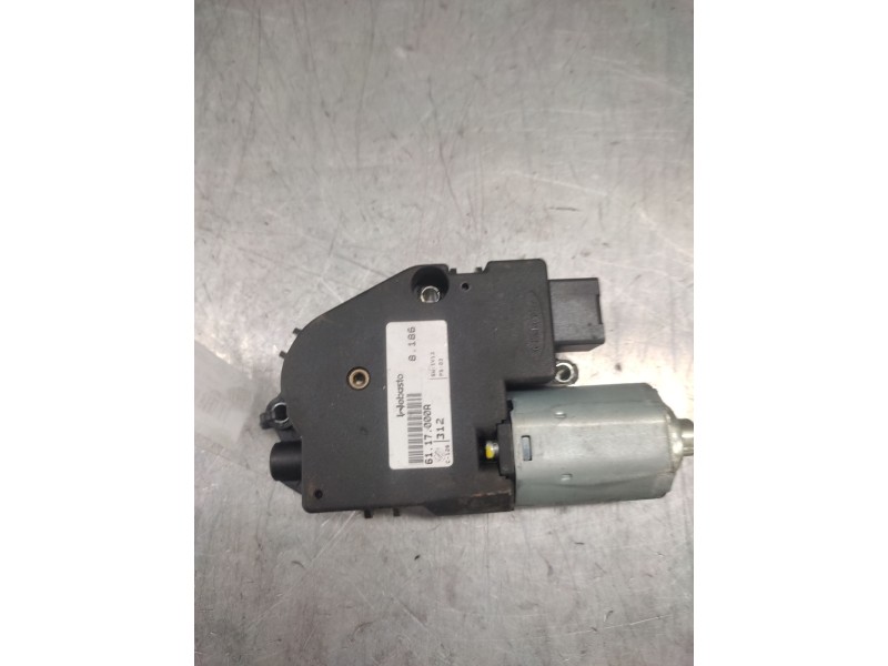 Recambio de motor techo electrico para fiat nuova 500 (150) blackjack referencia OEM IAM 12040808730399  