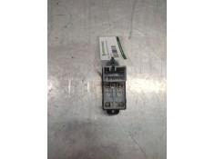 Recambio de mando elevalunas delantero derecho para kia picanto 1.1 active referencia OEM IAM  7 PINS  2