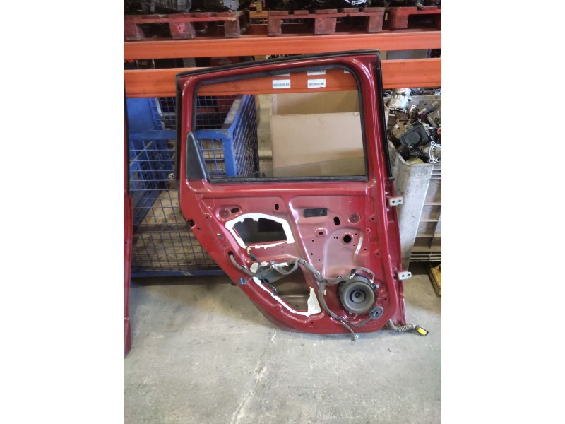 Recambio de puerta trasera izquierda para renault grand scénic iii (jz0/1_) 1.5 dci referencia OEM IAM   
