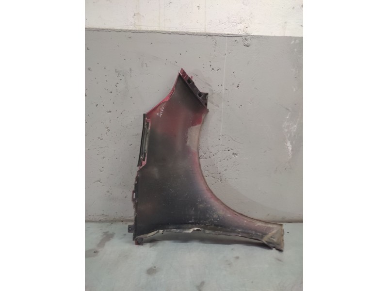 Recambio de aleta delantera izquierda para renault grand scénic iii (jz0/1_) 1.5 dci referencia OEM IAM   