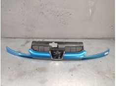 Recambio de rejilla delantera para peugeot 206 berlina xt referencia OEM IAM   