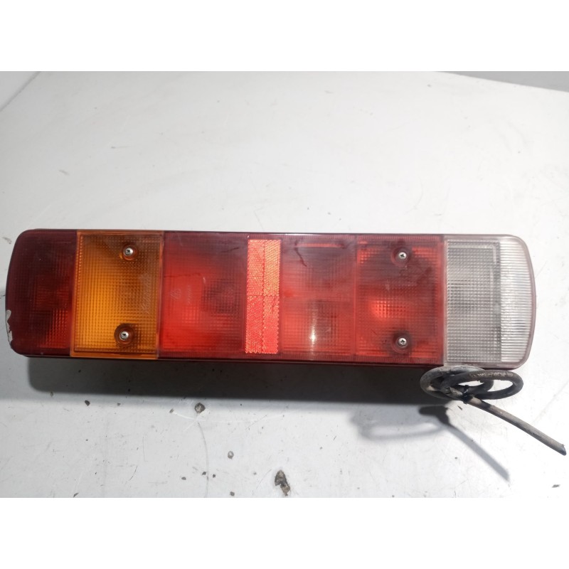Recambio de piloto trasero izquierdo para scania serie 4 (p/r 124 l) 11.7 diesel referencia OEM IAM   