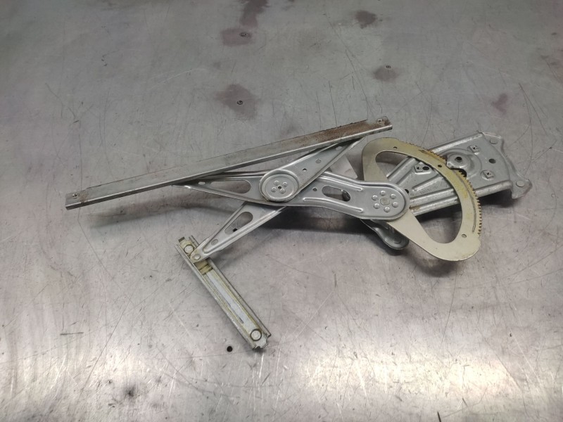 Recambio de elevalunas trasero derecho para renault grand scénic iii (jz0/1_) 1.5 dci referencia OEM IAM 910855101  