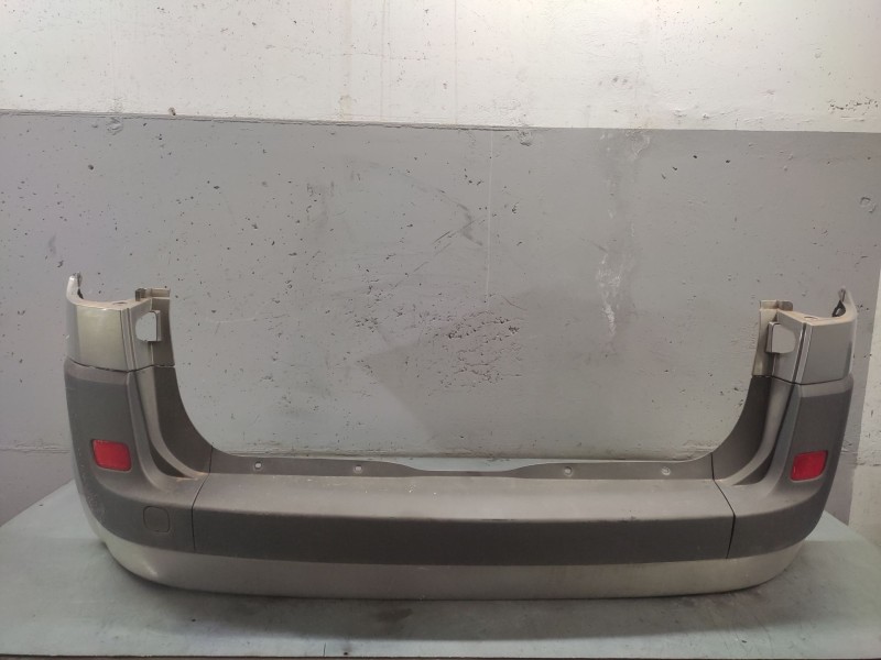 Recambio de paragolpes trasero para renault scenic ii 1.9 dci diesel referencia OEM IAM   