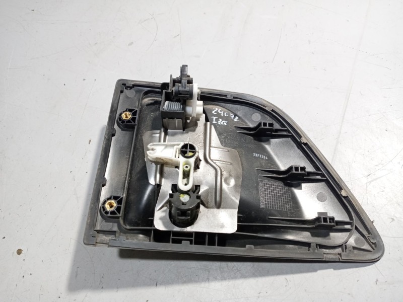 Recambio de maneta exterior delantera izquierda para scania r i r 480 referencia OEM IAM 2145647  