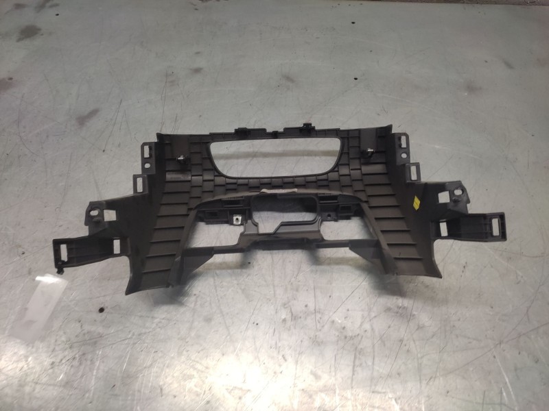 Recambio de guarnecidos varios para renault grand scénic iii (jz0/1_) 1.5 dci referencia OEM IAM 681040007R  