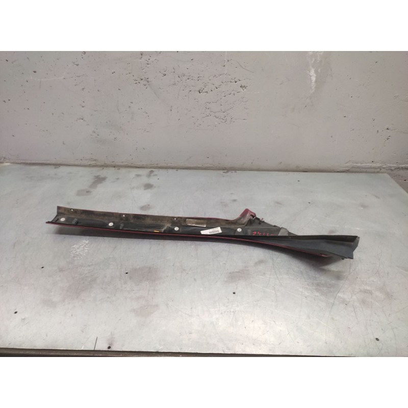 Recambio de moldura luna delantera para renault grand scénic iii (jz0/1_) 1.5 dci referencia OEM IAM 768340002RB  DERECHA