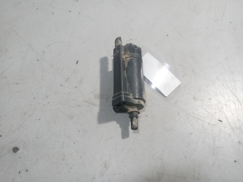 Recambio de bomba limpia para volvo fh xxx referencia OEM IAM   