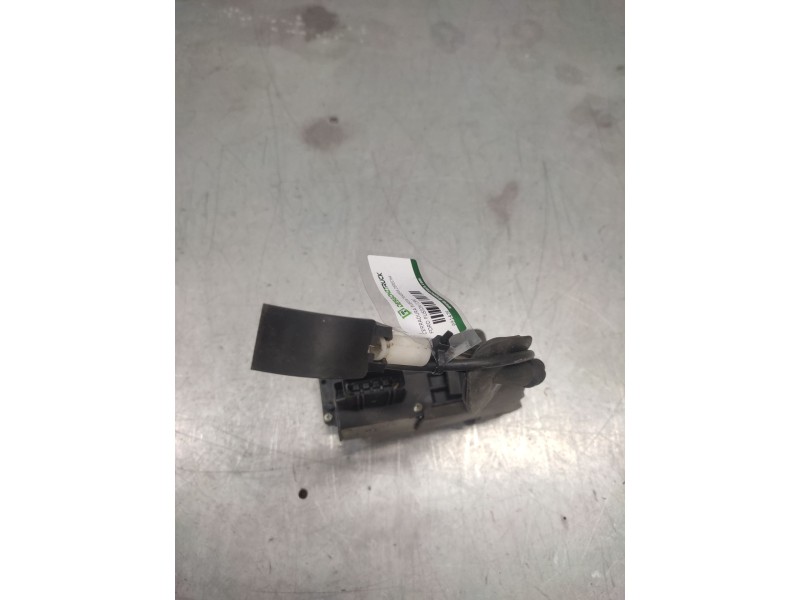 Recambio de cerradura puerta trasera derecha para ford fusion (cbk) ambiente referencia OEM IAM  4 PINS 