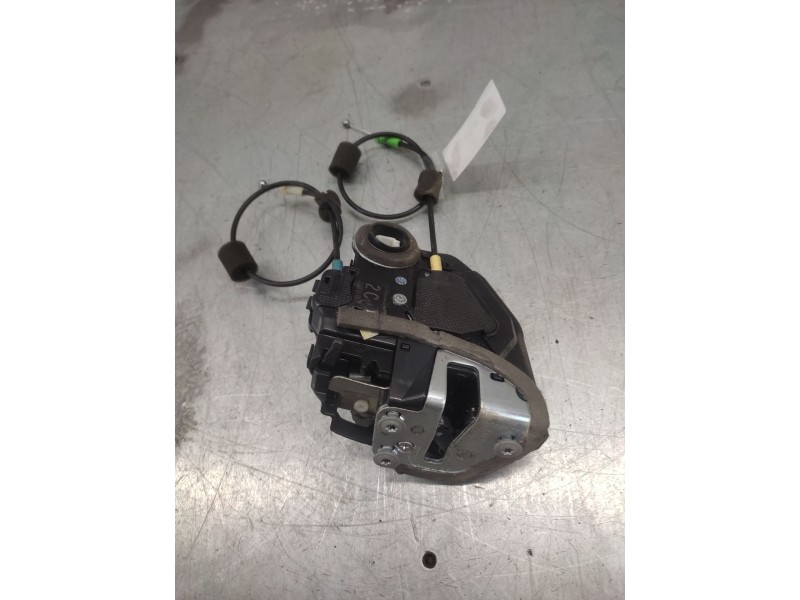 Recambio de cerradura puerta trasera derecha para toyota rav 4 (a3) luna referencia OEM IAM  2 PINS 