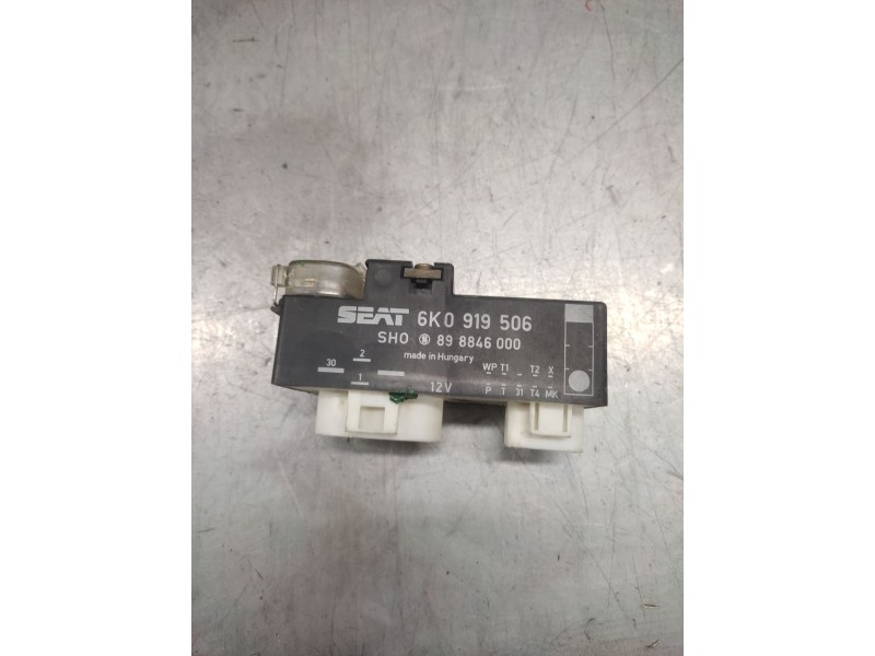 Recambio de rele electroventiladores para seat ibiza ii (6k1) 1.4 i 16v referencia OEM IAM 6K0919506  