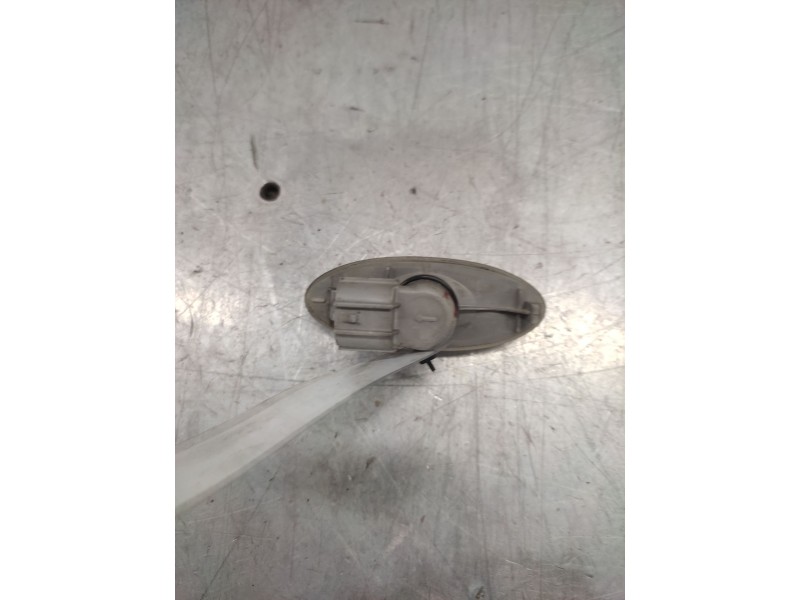 Recambio de piloto lateral derecho para toyota rav 4 (a3) luna referencia OEM IAM  2 PINS 