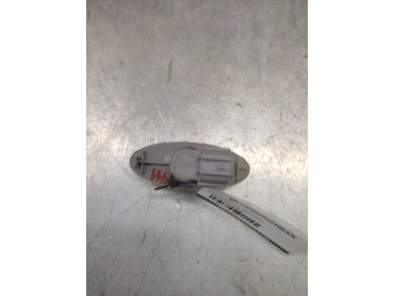 Recambio de piloto lateral izquierdo para toyota rav 4 (a3) luna referencia OEM IAM  2 PINS 