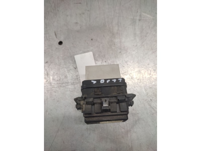 Recambio de resistencia calefaccion para peugeot 207 sport referencia OEM IAM  6 PINS 