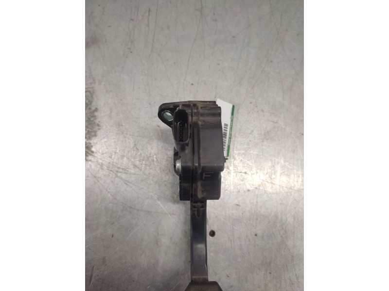 Recambio de potenciometro pedal para toyota rav 4 (a3) luna referencia OEM IAM 7811042010  6 PINS