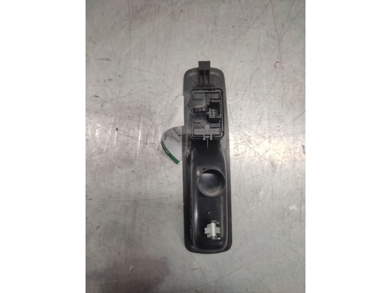 Recambio de mando elevalunas trasero izquierdo para renault grand scénic iii (jz0/1_) 1.5 dci referencia OEM IAM  4 PINS 