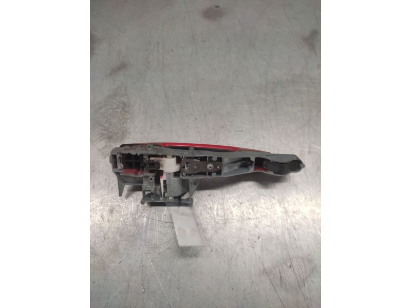 Recambio de maneta exterior delantera derecha para peugeot 207 sport referencia OEM IAM   