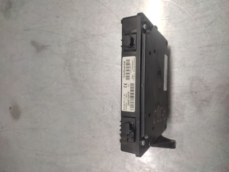 Recambio de caja reles / fusibles para renault grand scénic iii (jz0/1_) 1.5 dci referencia OEM IAM 284B13297R  BCM