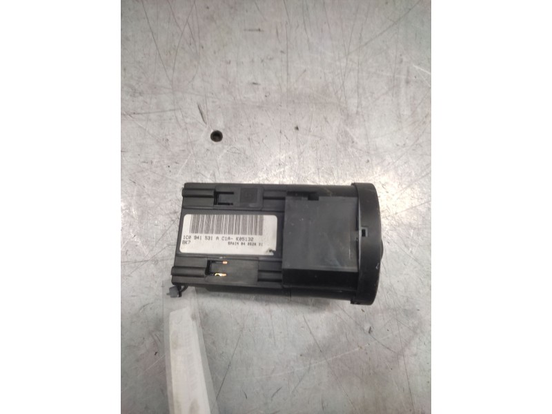 Recambio de mando luces para volkswagen golf iv berlina (1j1) 1.6 16v referencia OEM IAM 1C0941531A  