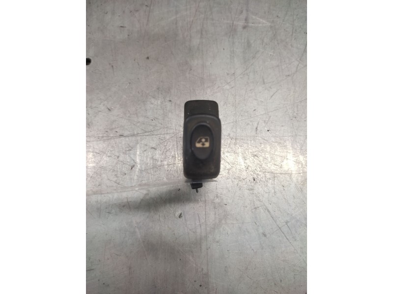 Recambio de mando elevalunas delantero izquierdo para renault kangoo (f/kc0) authentique referencia OEM IAM  5 PINS 