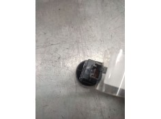 Recambio de botonera para toyota rav 4 (a3) luna referencia OEM IAM  4X4 5 PINS 2