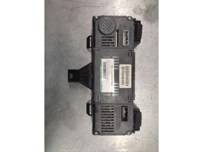 Recambio de pantalla multifuncion para renault grand scénic iii (jz0/1_) 1.5 dci referencia OEM IAM 250450012R  
